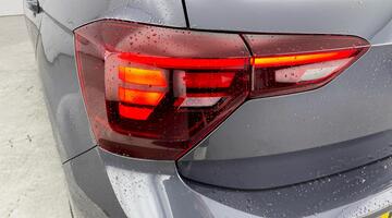 2025 Volkswagen 1.0 TSI Match Euro 6 5-door (Grey) - Image: 30