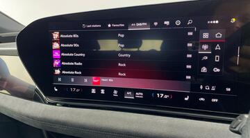 2025 Audi 100kWh Launch Edition Auto 5-door (White) - Image: 14