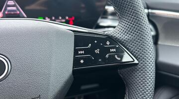 2025 Audi 2.0 TFSI S line S Tronic Euro 6 5-door (Blue) - Image: 25