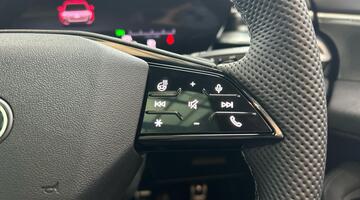 2025 Audi Edition 1 TFSI 367 PS S tronic (Blue) - Image: 25