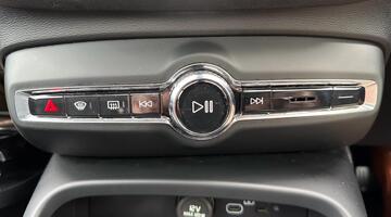 2024 Volvo 2.0 B4 MHEV Ultra Bright DCT Auto Euro 6 5-door (Silver) - Image: 50