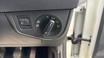 2024 Volkswagen 1.0 TSI Life Euro 6 5-door (Grey) - Image: 22