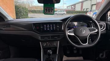 2024 Volkswagen 1.0 TSI Life Euro 6 5-door (Grey) - Image: 8