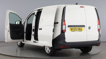 2025 Volkswagen 2.0 TDI C20 Commerce LWB Euro 6 6-door (White) - Image: 11