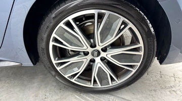 2025 Audi 2.0 TFSI S line S Tronic Euro 6 5-door (Blue) - Image: 31