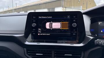 2025 Volkswagen 1.0 TSI Life DSG Euro 6 5-door (Grey) - Image: 25