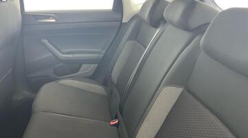 2023 Volkswagen 1.0 TSI Life Euro 6 5-door (Grey) - Image: 30