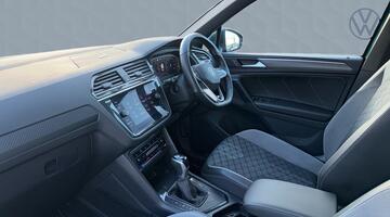 2022 Volkswagen 2.0 TDI R-Line DSG Euro 6 5-door (Blue) - Image: 2