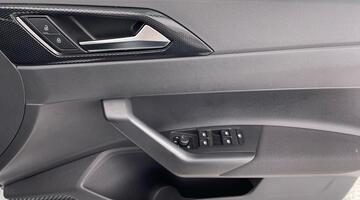 2025 Volkswagen 1.0 TSI Match DSG Euro 6 5-door (White) - Image: 20