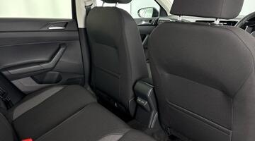 2025 Volkswagen 1.0 TSI Match DSG Euro 6 5-door (Black) - Image: 22