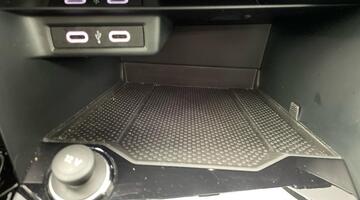 2022 Volkswagen TSI R-Line DSG Euro 6 5-door (White) - Image: 25