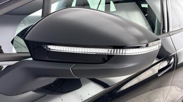 2025 Volkswagen Pro 77kWh Black Edition Auto 5-door (Black) - Image: 37