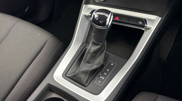 2022 Audi TFSIe 45 Technik S Tronic Euro 6 5-door 13kWh (White) - Image: 7