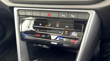 2023 Volkswagen 1.0 TSI Life Euro 6 5-door (Grey) - Image: 23