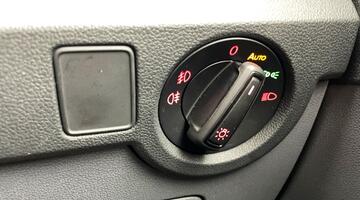 2021 Volkswagen 1.0 TSI SEL DSG Euro 6 5-door (Orange) - Image: 20