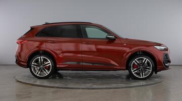 2025 Audi 2.0 TDI Edition 1 S Tronic quattro Euro 6 5-door (Red) - Image: 4