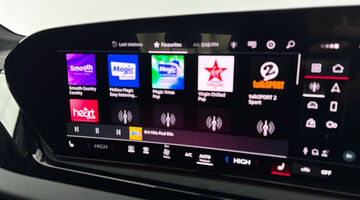 2025 Audi 2.0 TFSI S line S Tronic Euro 6 5-door (Blue) - Image: 7