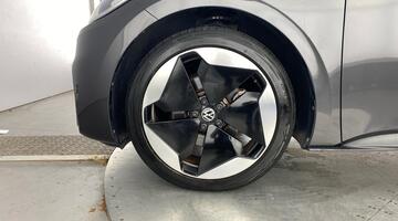 2021 Volkswagen Pro Performance 58kWh Max Auto 5-door (Grey) - Image: 38