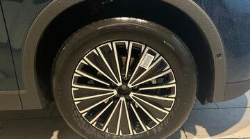 2026 Volkswagen ETSI MHEV Match DSG Euro 6 5-door (Blue) - Image: 7