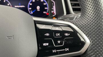 2022 Volkswagen TSI R-Line DSG Euro 6 5-door (White) - Image: 24