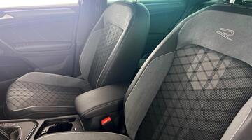 2024 Volkswagen TSI R-Line Edition DSG Euro 6 5-door (Blue) - Image: 34