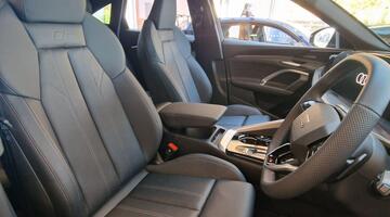 2025 Audi 2.0 TDI S line Sportback S Tronic quattro Euro 6 5-door (Grey) - Image: 18