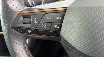 2022 CUPRA TSI V2 DSG Euro 6 5-door (White) - Image: 21