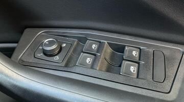 2025 Volkswagen TSI R-Line DSG 2WD Euro 6 2-door (Grey) - Image: 26