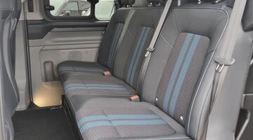 2026 Ford 320 Duratec 11.8kWh Sport Crew Van Auto Euro 6 5-door (Grey) - Image: 26