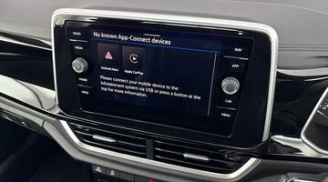 2025 Volkswagen TSI R-Line DSG 2WD Euro 6 2-door (Grey) - Image: 28