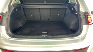 2019 Volkswagen 2.0 TDI Match 4Motion Euro 6 5-door (Silver) - Image: 31