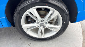 2019 Audi 2.0 TFSI 40 S line S Tronic quattro Euro 6 5-door (Blue) - Image: 35