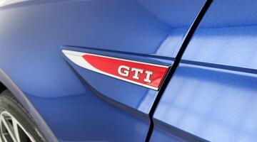 2021 Volkswagen 2.0 TSI GTI+ DSG Euro 6 5-door (Blue) - Image: 38