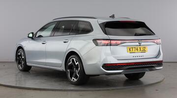 2025 Volkswagen TSI eHybrid 19.7kWh R-Line DSG Euro 6 5-door (Silver) - Image: 3