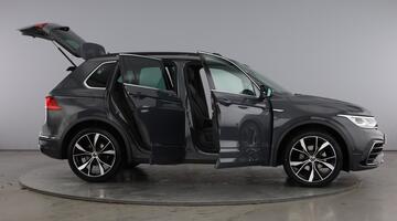 2022 Volkswagen TSI R-Line DSG Euro 6 5-door (Grey) - Image: 10