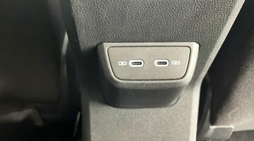 2023 Volkswagen 2.0 TSI GTI DSG Euro 6 5-door (Red) - Image: 28