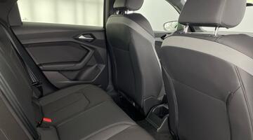 2025 Audi 1.0 TFSI 30 S line Sportback Euro 6 5-door (Green) - Image: 26