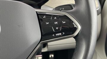 2024 Volkswagen Pro 77kWh Style Auto 5-door (Blue) - Image: 23