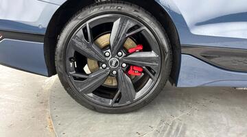 2025 Audi 100kWh Performance Launch Edition Auto 5-door (Blue) - Image: 31