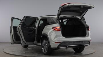 2025 Škoda TSI iV 25.7kWh SportLine DSG Euro 6 5-door (5 Seat) (Grey) - Image: 11