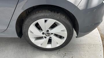 2024 Volkswagen TSI Style Euro 6 5-door (Grey) - Image: 33