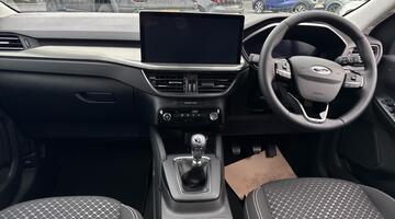 2026 Ford EcoBoost Titanium Euro 6 5-door (Silver) - Image: 8