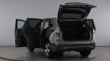 2024 Volkswagen ETSI MHEV Match DSG Euro 6 5-door (Grey) - Image: 11