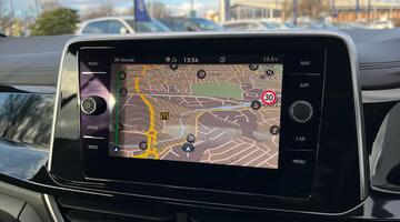 2025 Volkswagen TSI R-Line DSG 2WD Euro 6 2-door (Grey) - Image: 13