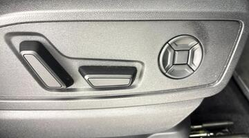 2025 Audi 2.0 TDI Edition 1 S Tronic quattro Euro 6 5-door (Black) - Image: 24