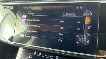 2025 Audi 3.0 TFSI V6 55 Black Edition Tiptronic quattro Euro 6 5-door (Black) - Image: 26