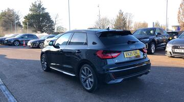 2025 Audi 1.0 TFSI 30 S line Sportback S Tronic Euro 6 5-door (Black) - Image: 3