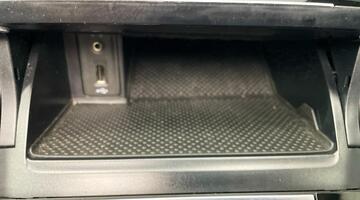 2016 Volkswagen TSI BlueMotion Tech GT Euro 6 5-door (Black) - Image: 7