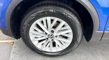 2022 Volkswagen 1.0 TSI Life Euro 6 5-door (Blue) - Image: 33