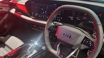 2025 Audi 100kWh Performance S line Auto 5-door (Blue) - Image: 16